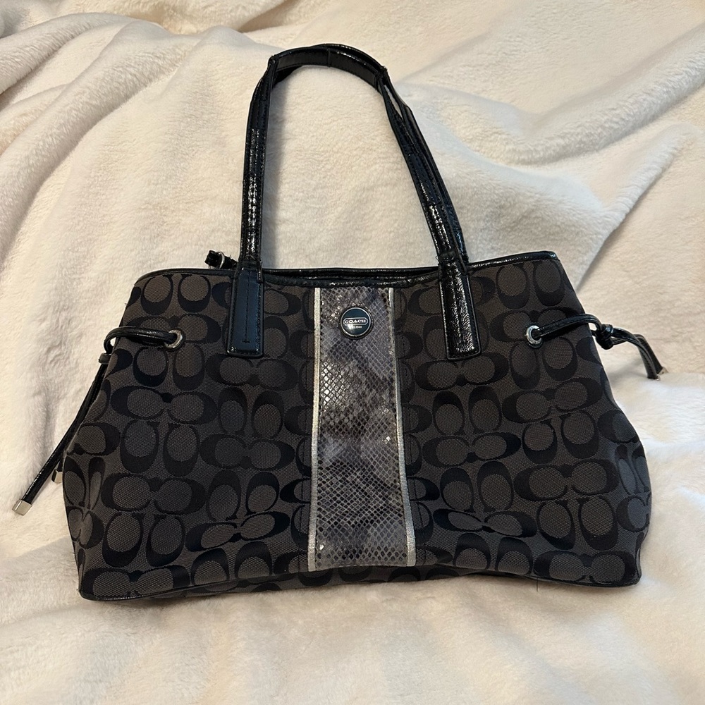 Coach handbag